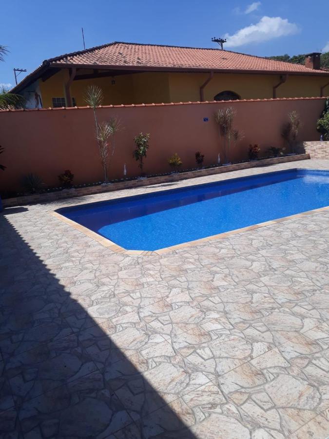 Chacara Bella Vida Com Piscina Churrasqueira Salao De Festas Fogao A Lenha Quadra Aracariguama Kültér fotó