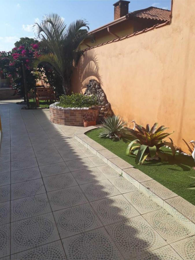 Chacara Bella Vida Com Piscina Churrasqueira Salao De Festas Fogao A Lenha Quadra Aracariguama Kültér fotó
